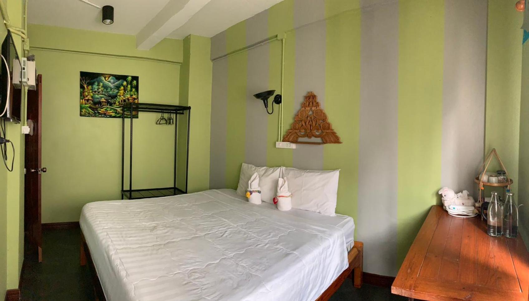 צ'יאנג מאי Retro At Phra Sing Guest House מראה חיצוני תמונה